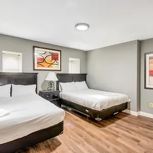 717a-settle-into-soulard-6-q-beds-2-full-baths.saint-louishotels.com/